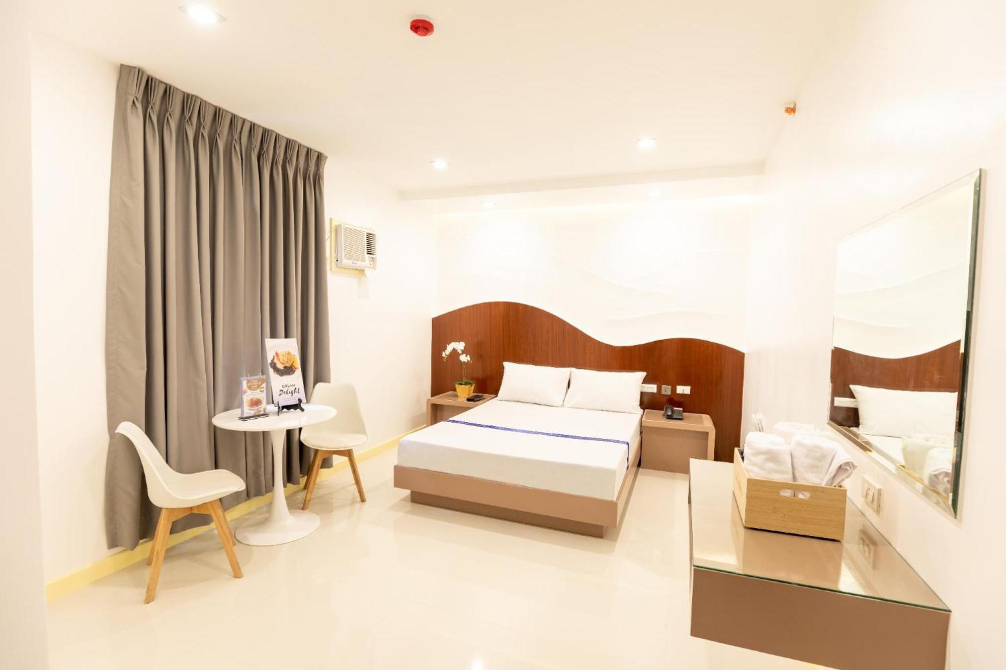 Hotel Dreamworld East Ortigas Pasig City Екстериор снимка