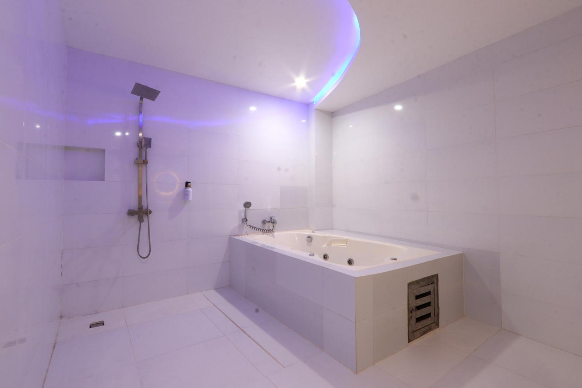 Hotel Dreamworld East Ortigas Pasig City Екстериор снимка